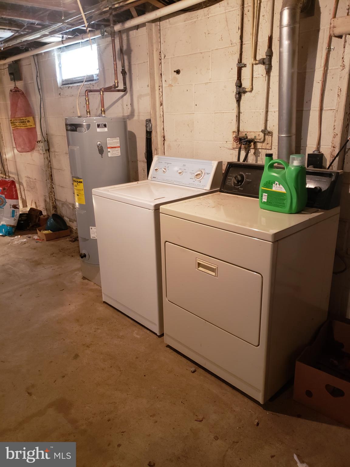 270 Barnes Corner Road Rising Sun, MD 21911 - Photo 33 of 34 a utility room with dryer and washer