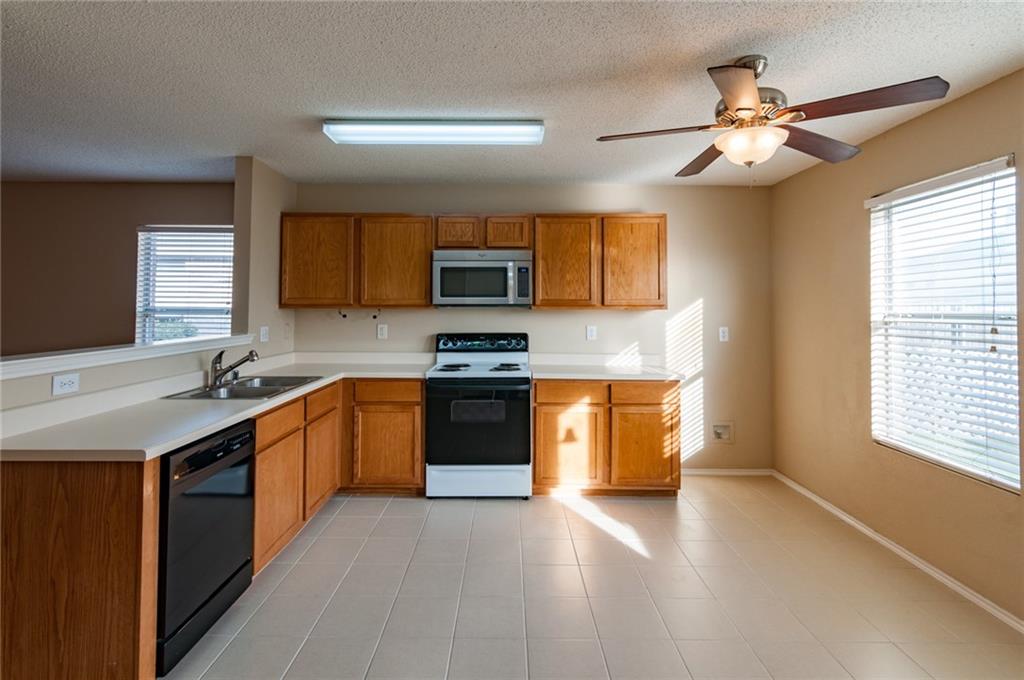 2324 Maple Drive Little Elm, TX 75068 - Photo 6 of 16