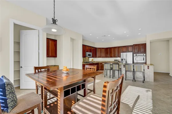 $2,900 | 2357 Wisconsin Dells Drive, Henderson, NV 89044