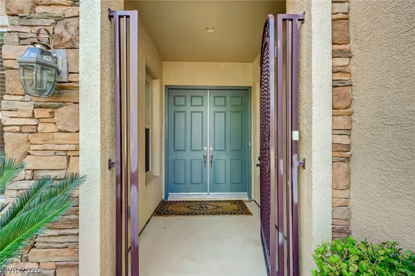 $2,900 | 2357 Wisconsin Dells Drive, Henderson, NV 89044