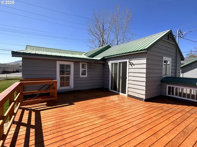 $339,000 | 2501 Cove Avenue, La Grande, OR 97850