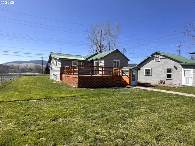 $339,000 | 2501 Cove Avenue, La Grande, OR 97850