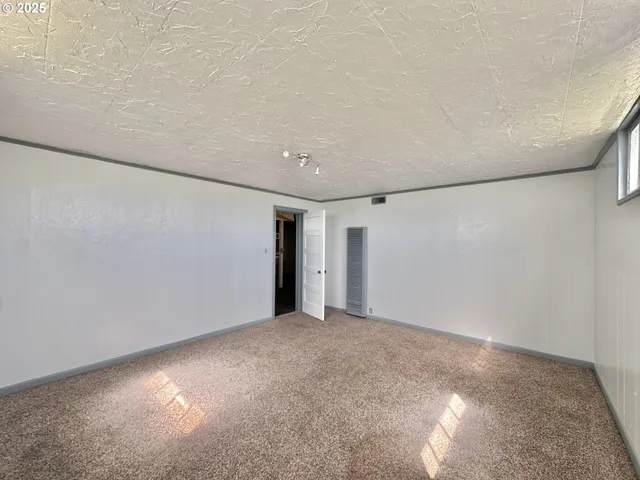 $339,000 | 2501 Cove Avenue, La Grande, OR 97850