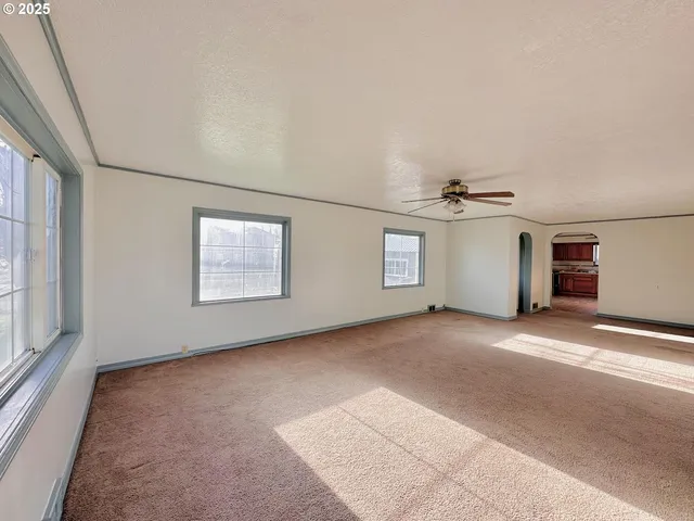 $339,000 | 2501 Cove Avenue, La Grande, OR 97850