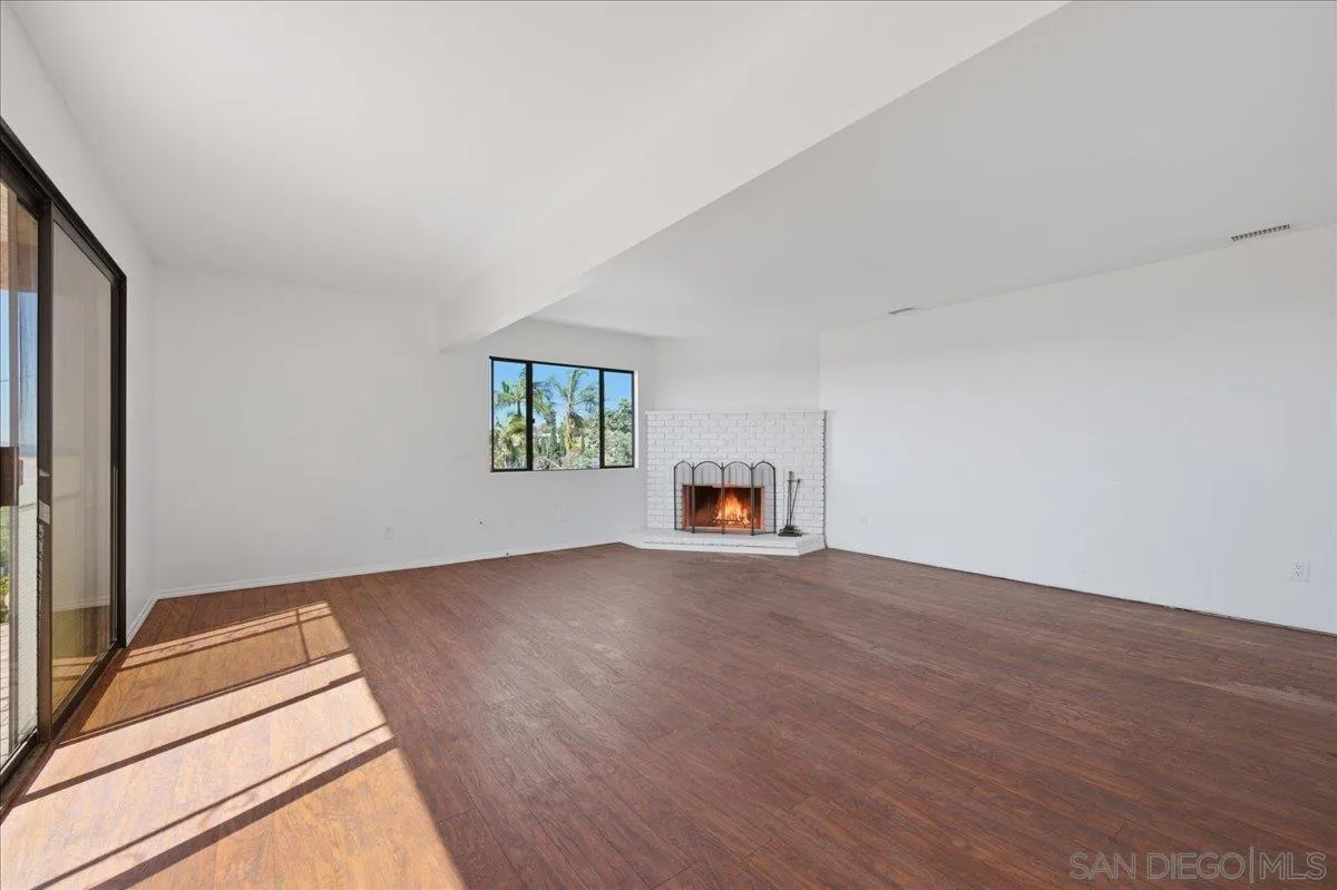 2017 Grand Spring Valley Spring Valley, CA 91977 - Photo 11 of 34