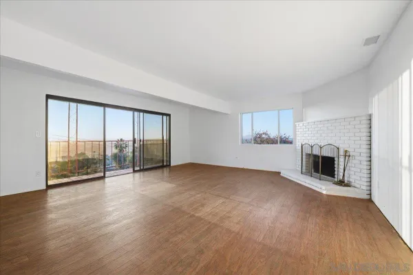 $650,000 | 2017 Grand Spring Valley, Spring Valley, CA 91977