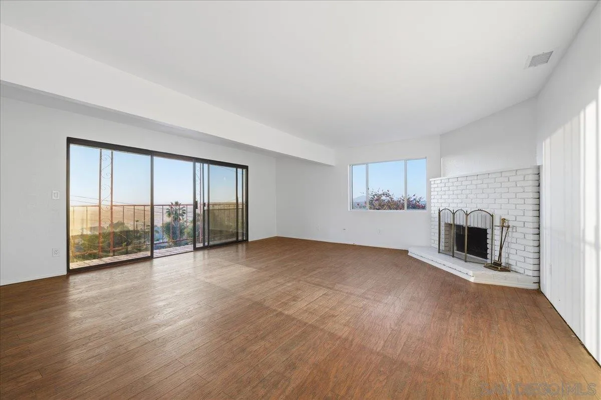 2017 Grand Spring Valley Spring Valley, CA 91977 - Photo 12 of 34