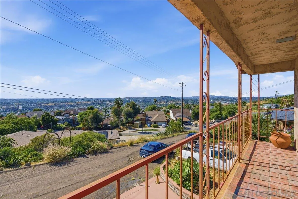 2017 Grand Spring Valley Spring Valley, CA 91977 - Photo 14 of 34