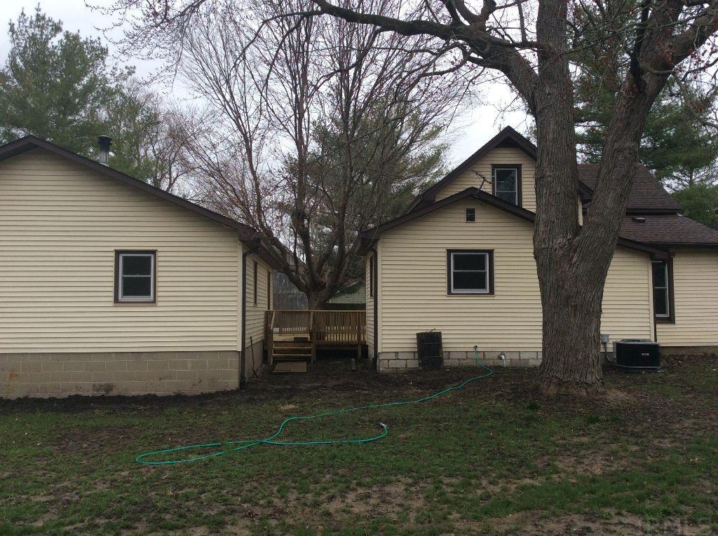 327 Jefferson Road Mulberry, IN 46058 - Photo 4 of 16 Gallery Image 4
