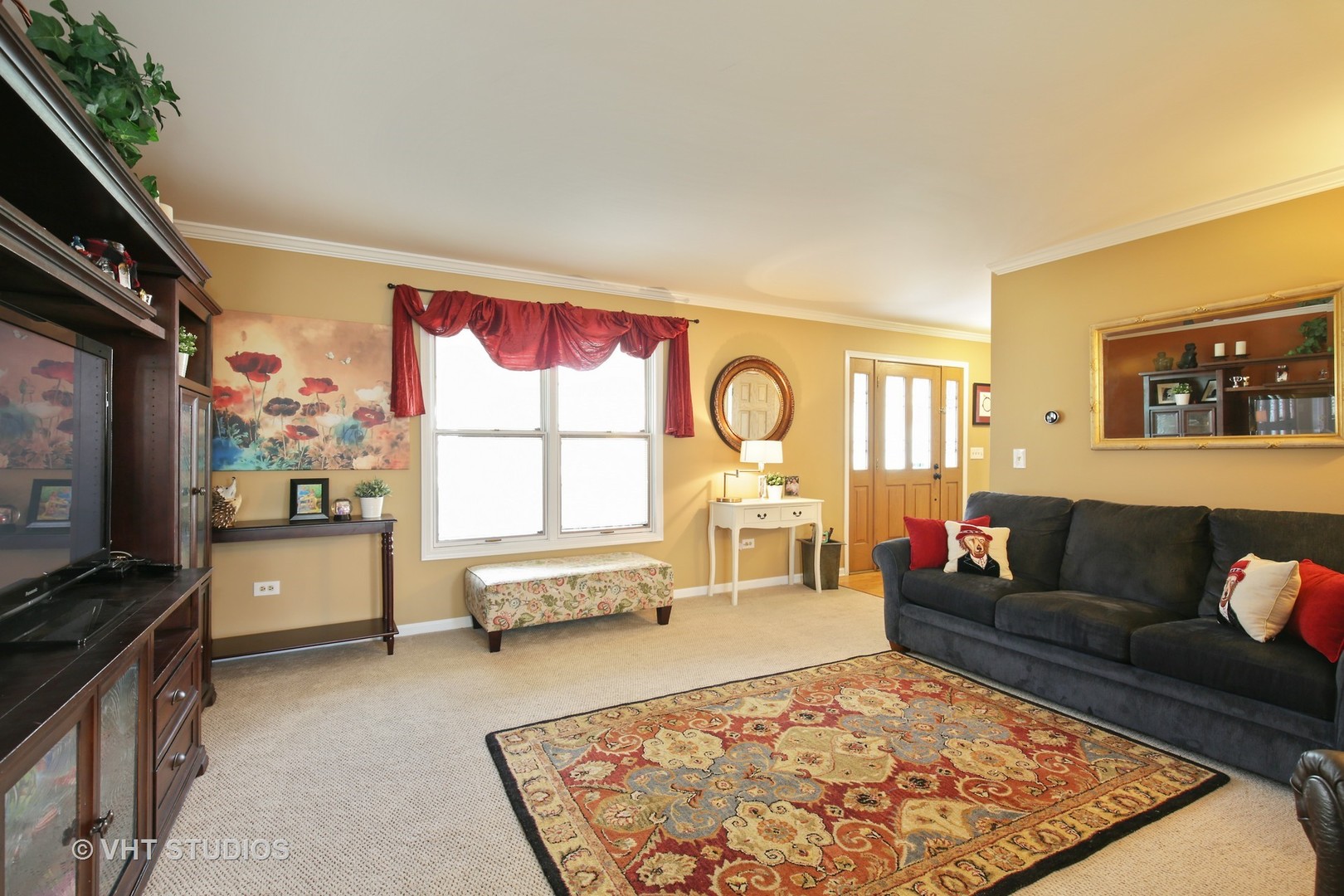 35W533 Parsons Road Dundee, IL 60102 - Photo 2 of 16