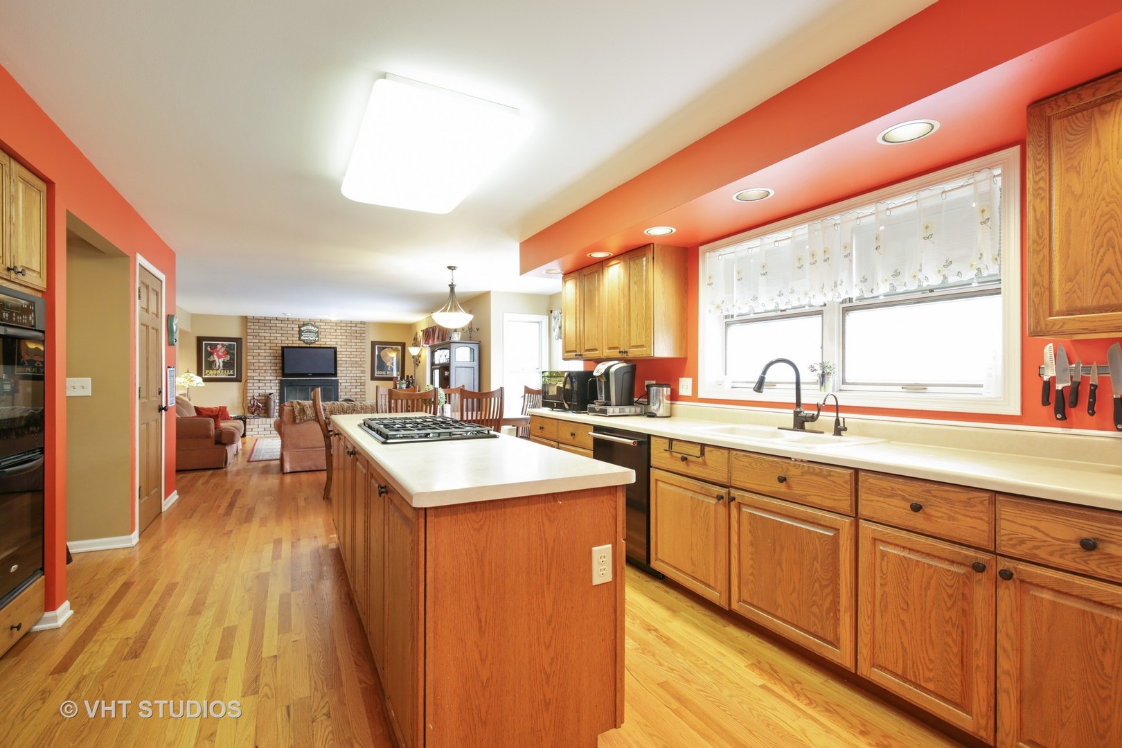 35W533 Parsons Road Dundee, IL 60102 - Photo 4 of 16