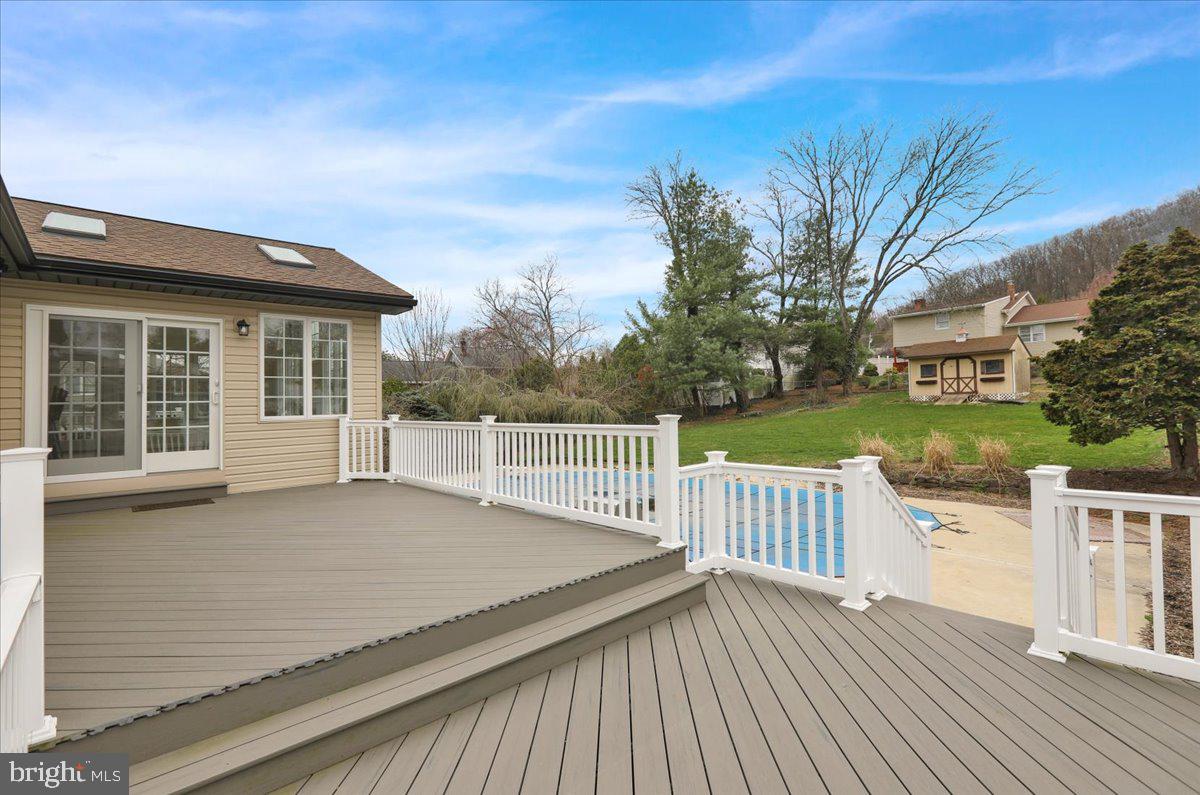 2 Courtleigh Place Reading, PA 19606 - Photo 28 of 33