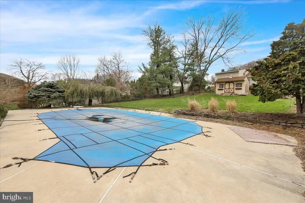 $400,000 | 2 Courtleigh Place, Reading, PA 19606