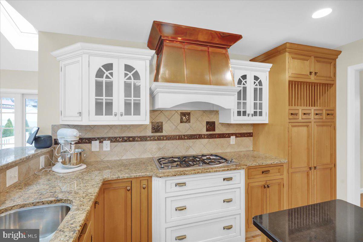 2 Courtleigh Place Reading, PA 19606 - Photo 7 of 33