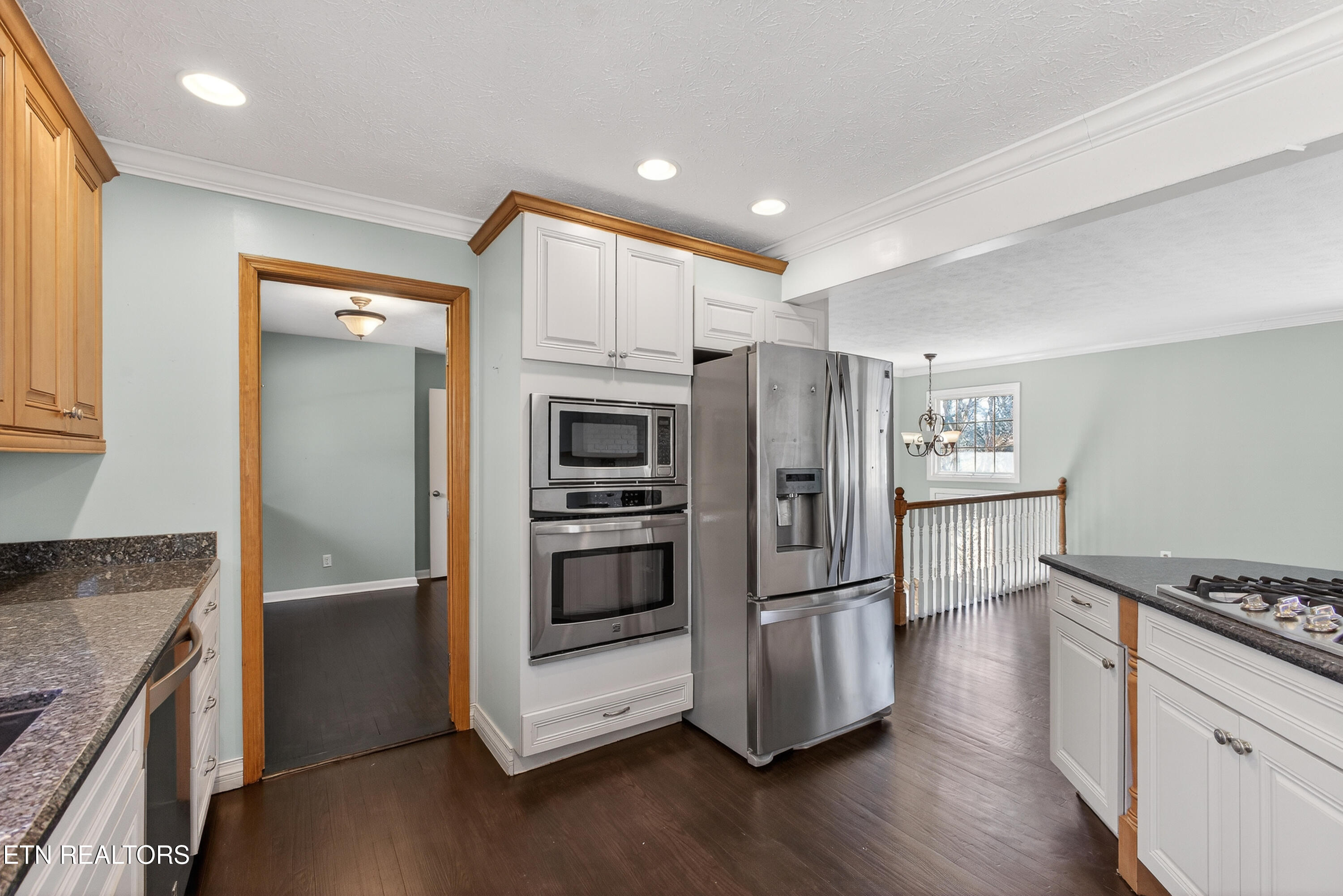 98 Oklahoma Avenue Oak Ridge, TN 37830 - Photo 8 of 40 Kitchen