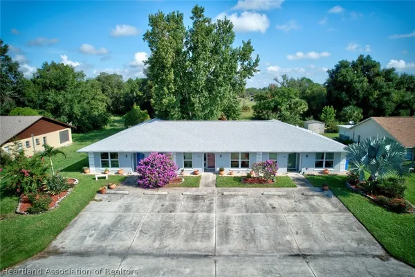 $614,900 | 4702 Mercado Drive, Sebring, FL 33872
