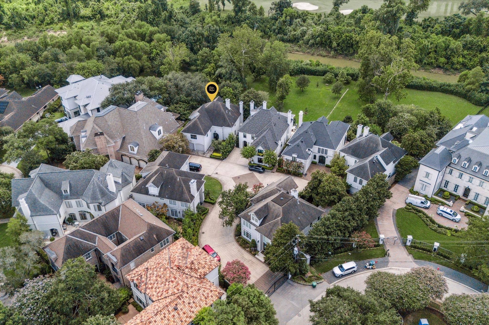 7 Marilane Street Houston, TX 77007 - Photo 41 of 45 an aerial view of multiple house with outdoor space