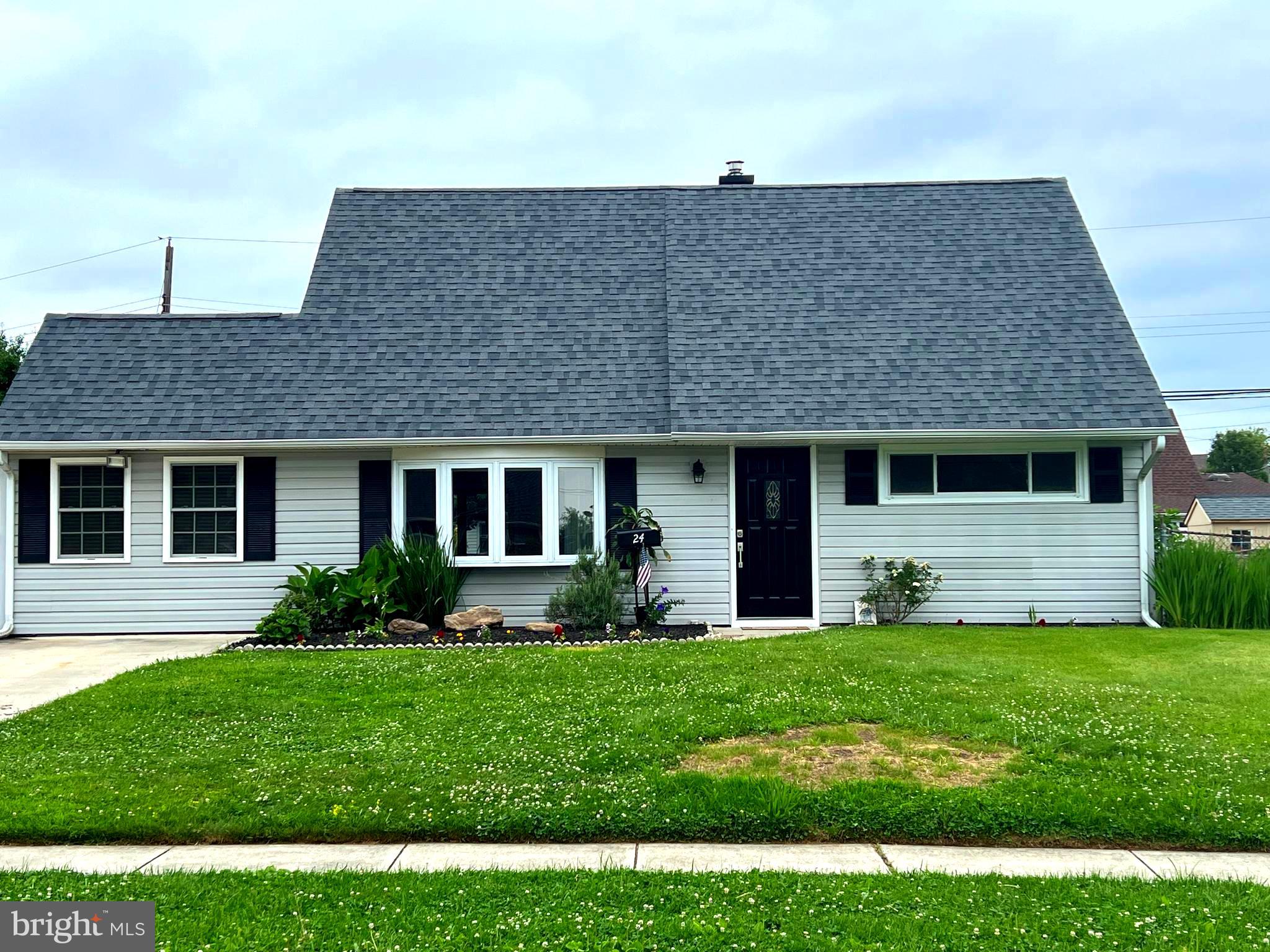 24 Cleft Rock Road Levittown, PA 19057 - Photo 1 of 28 Gallery Image 1