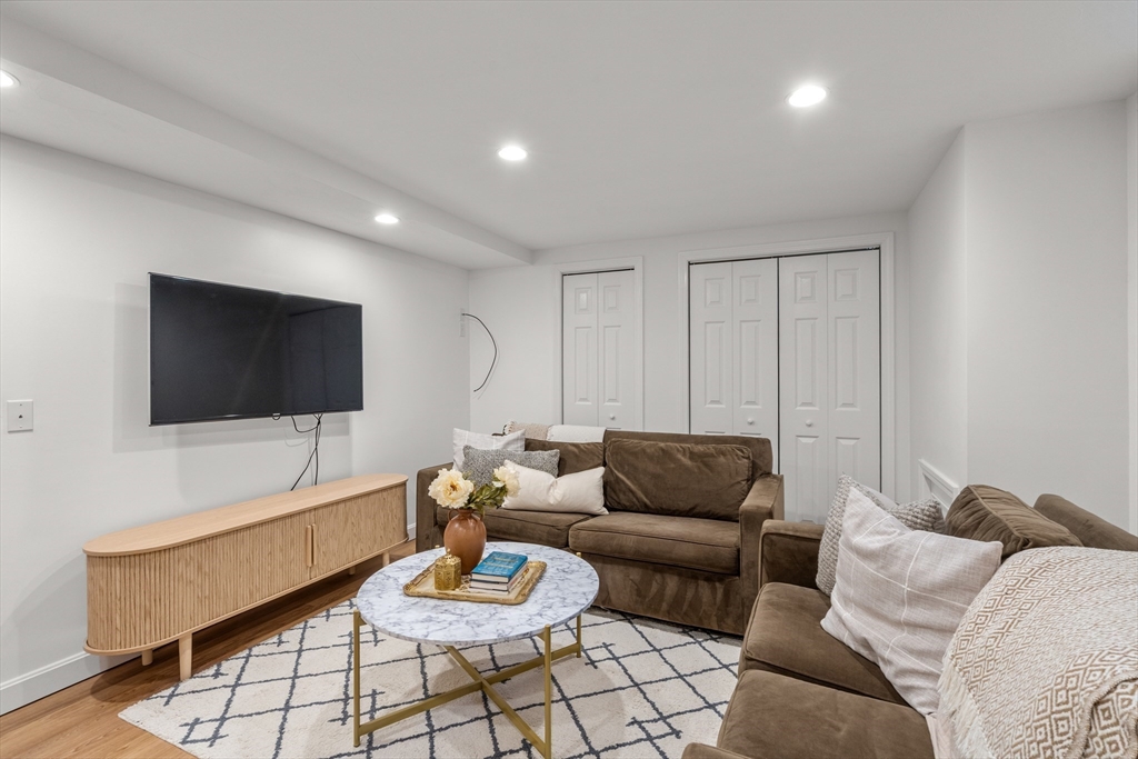 322 Concord Road Wayland, MA 01778 - Photo 28 of 35