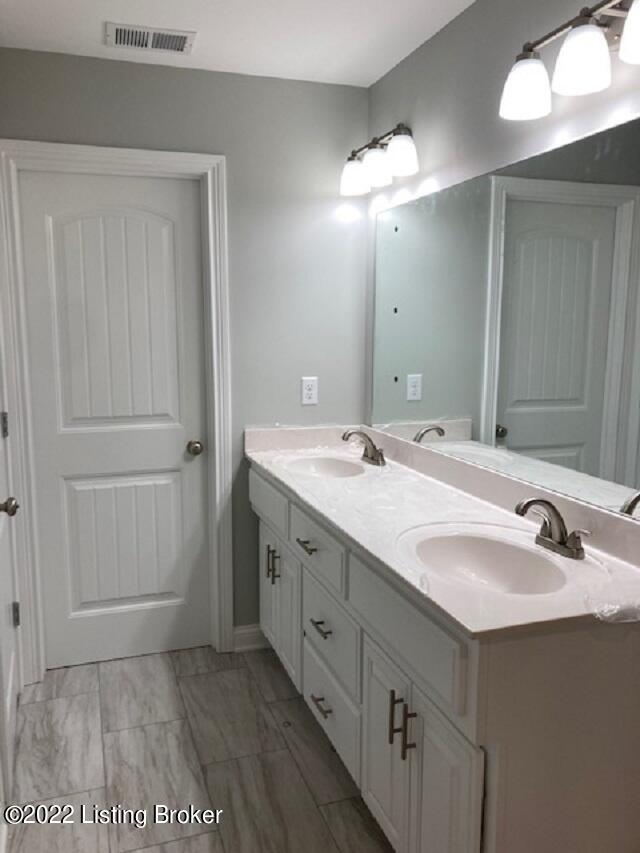 1473 Bearwallow Road Springfield, KY 40069 - Photo 12 of 17 Primary Bath