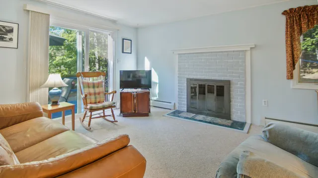 $450,000 | 17 High Point Circle, Waterboro, ME 04061