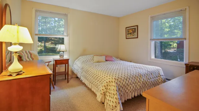 $450,000 | 17 High Point Circle, Waterboro, ME 04061