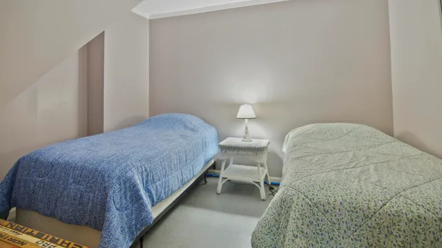 $450,000 | 17 High Point Circle, Waterboro, ME 04061