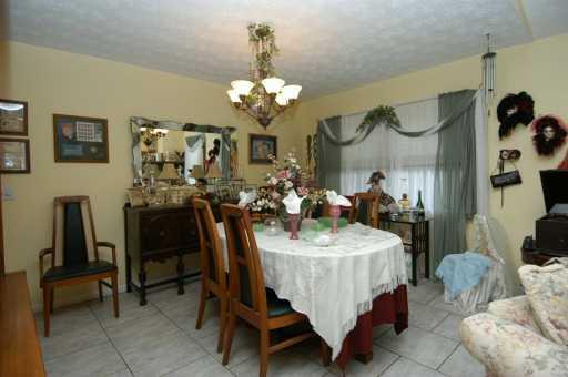 2044 Southwest Pitts Terrace Stuart, FL 34997 - Photo 3 of 8 Gallery Image 3
