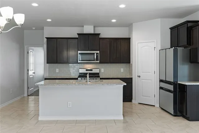 $2,200 | 7713 Lariat Toss Drive, Corpus Christi, TX 78414