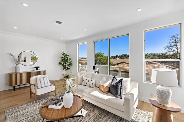 $730,000 | 30902 Club House Drive, Unit 6A, Laguna Niguel, CA 92677