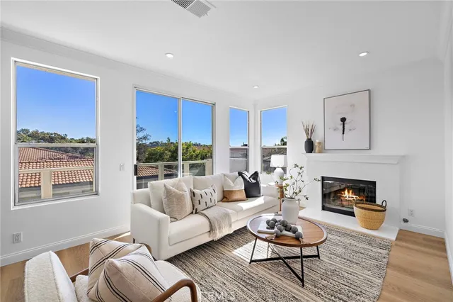 $730,000 | 30902 Club House Drive, Unit 6A, Laguna Niguel, CA 92677