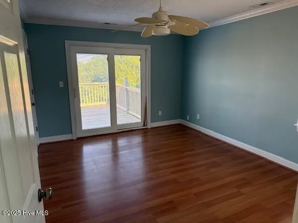 $2,750 | 3602 Emerald Drive, Emerald Isle, NC 28594