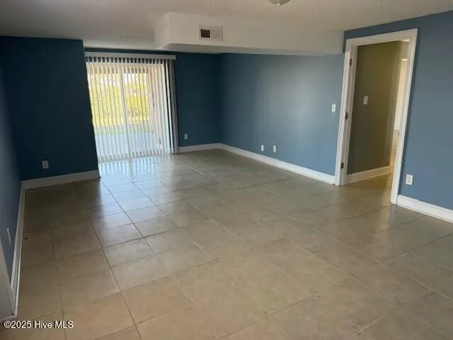 $2,750 | 3602 Emerald Drive, Emerald Isle, NC 28594