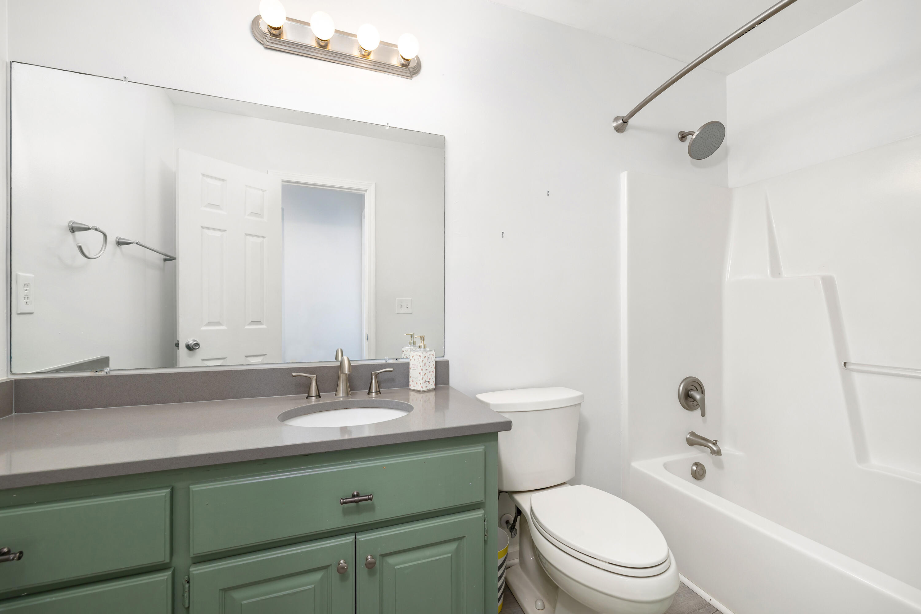 4915 Ridge Street Dalzell, SC 29040 - Photo 21 of 26 Hall bathroom