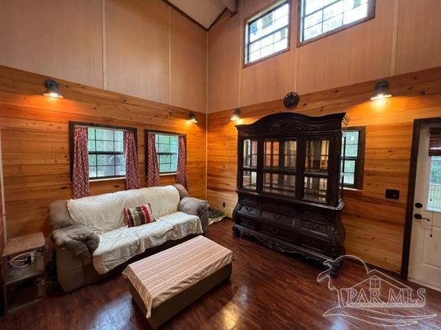 5930 Gillum Road Milton, FL 32570 - Photo 12 of 49 Gallery Image 12