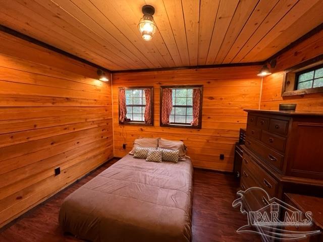 5930 Gillum Road Milton, FL 32570 - Photo 28 of 49 Gallery Image 28