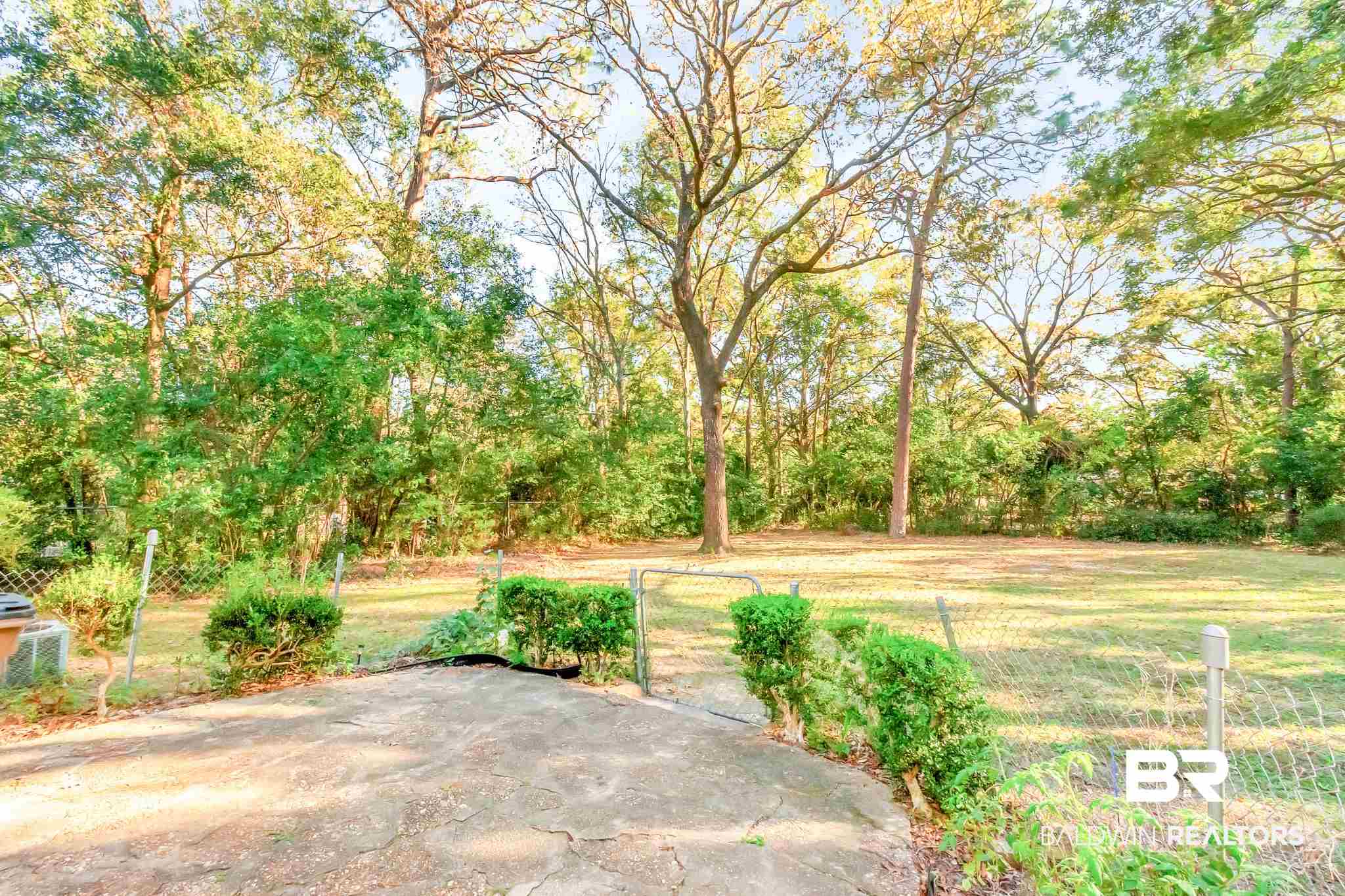 4023 Michael Boulevard Mobile, AL 36609 - Photo 4 of 31