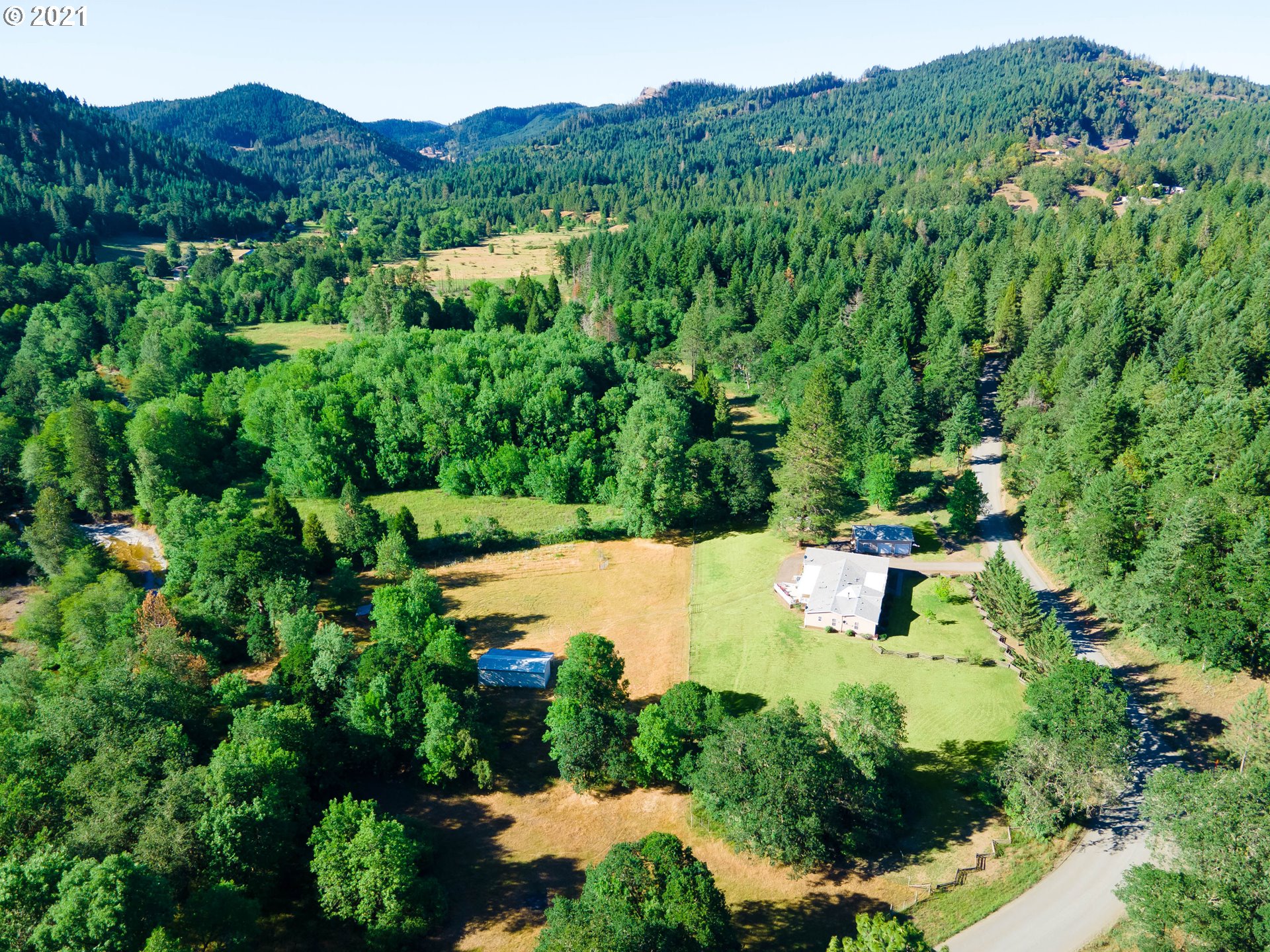 370 Byron Creek Road Winston, OR 97496 - Photo 22 of 32