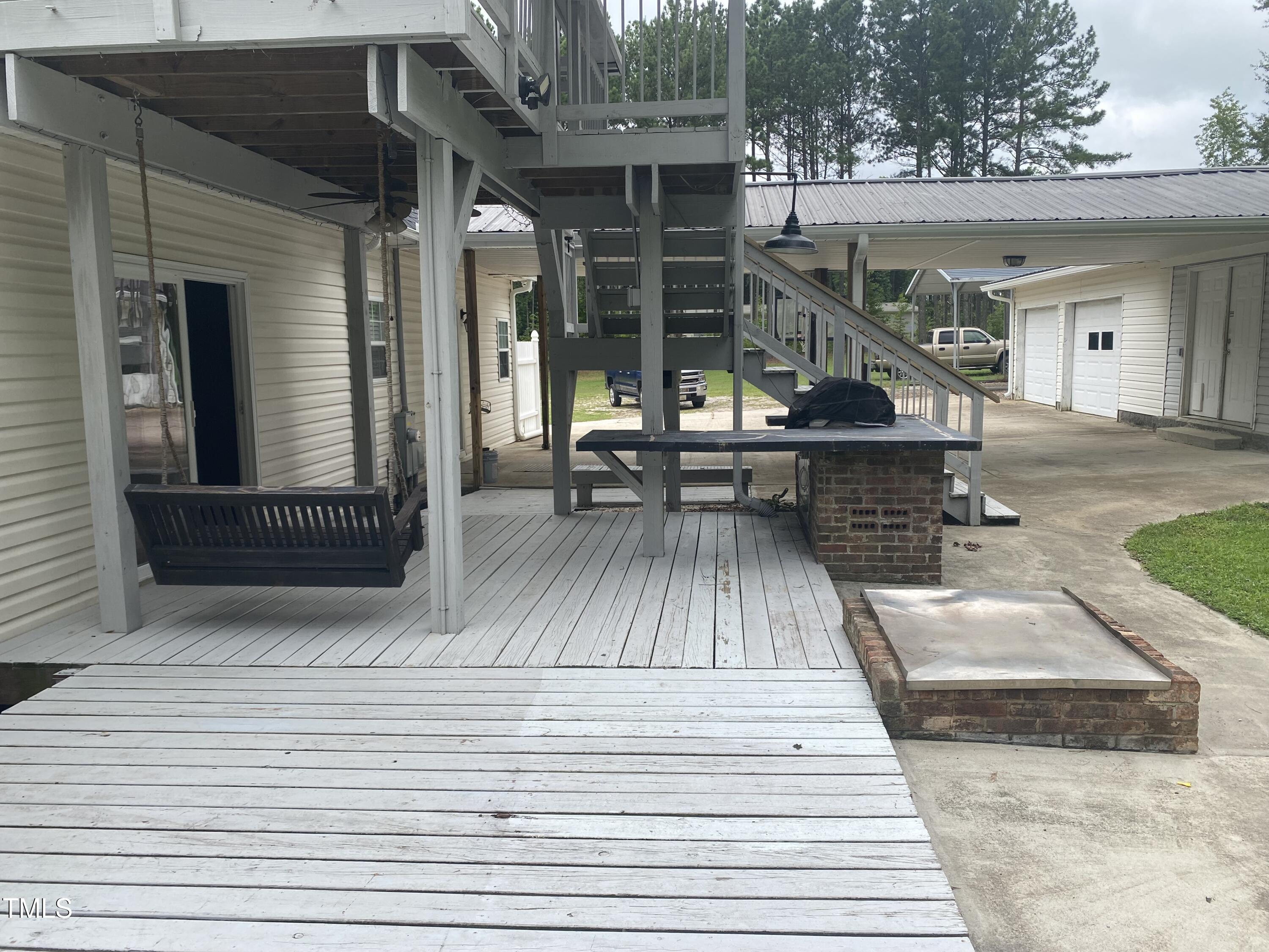 920 Vanco Mill Road Henderson, NC 27537 - Photo 21 of 26 a view of outdoor space with seating space