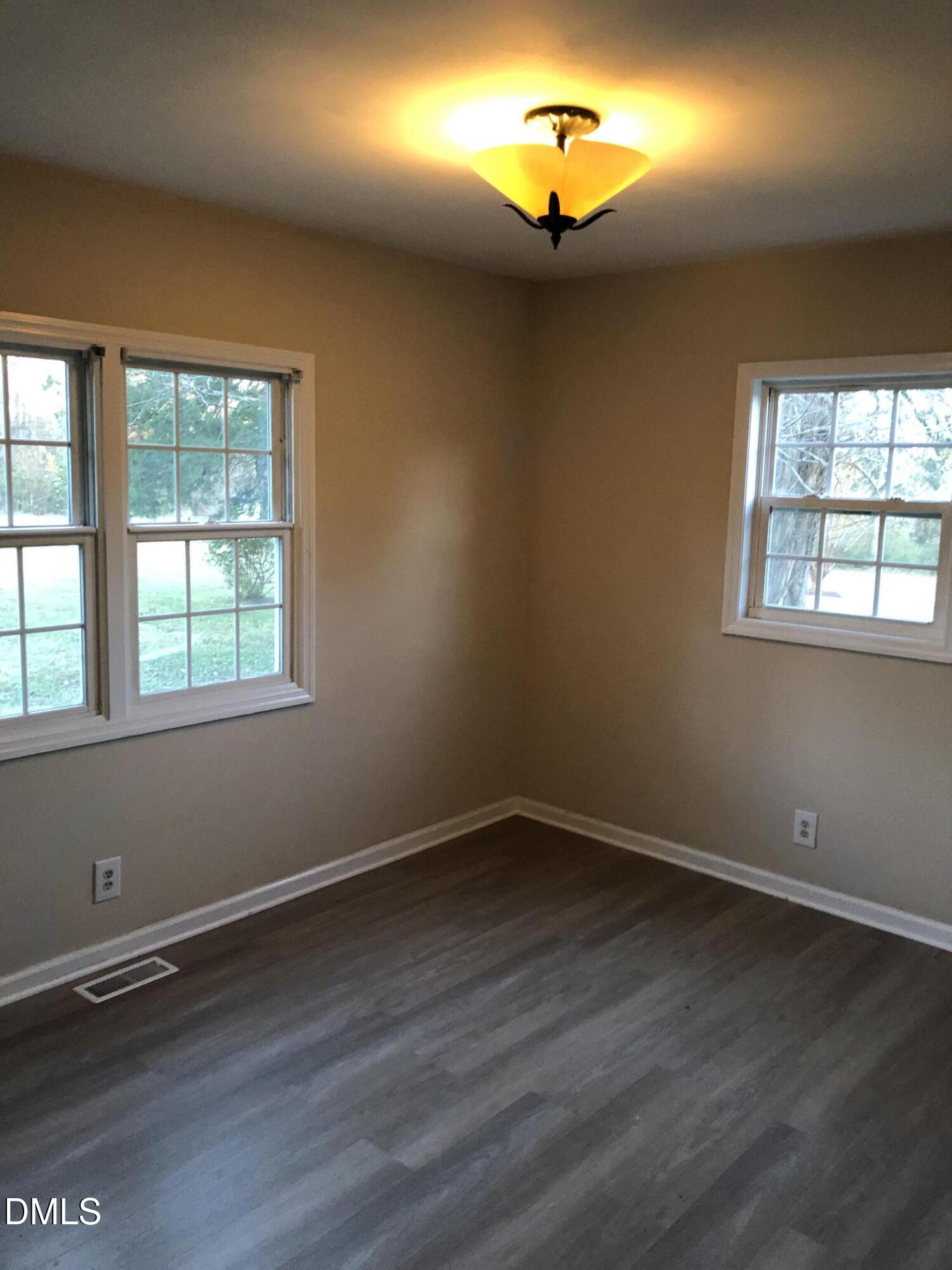 726 Thompson Street Pittsboro, NC 27312 - Photo 4 of 15 IMG_0313