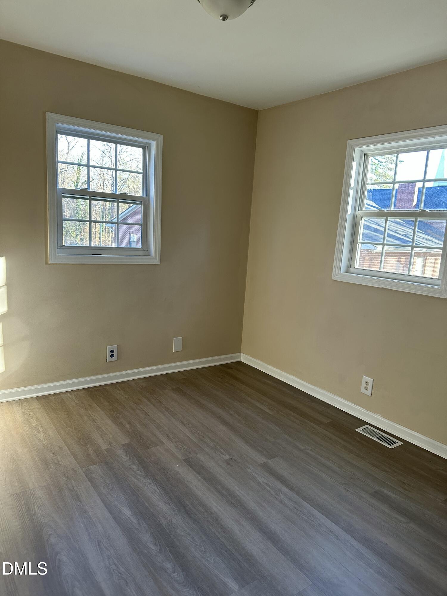 726 Thompson Street Pittsboro, NC 27312 - Photo 8 of 15 IMG_4674