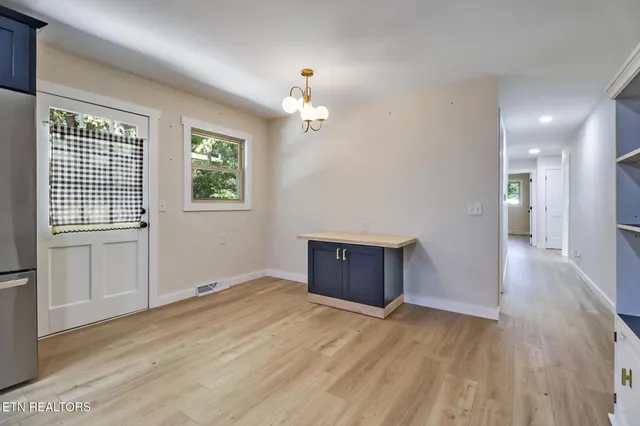 $394,900 | 715 North Murray Street, Gainesboro, TN 38562