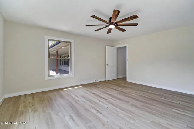 $394,900 | 715 North Murray Street, Gainesboro, TN 38562