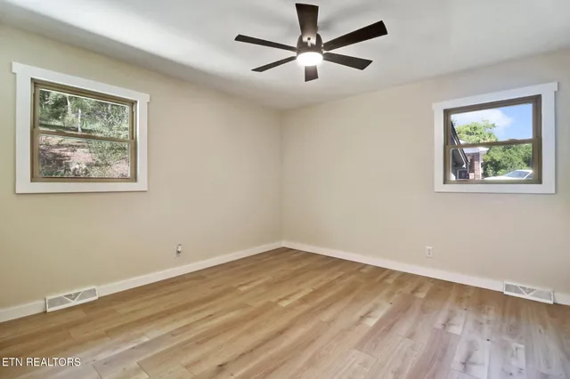 $394,900 | 715 North Murray Street, Gainesboro, TN 38562