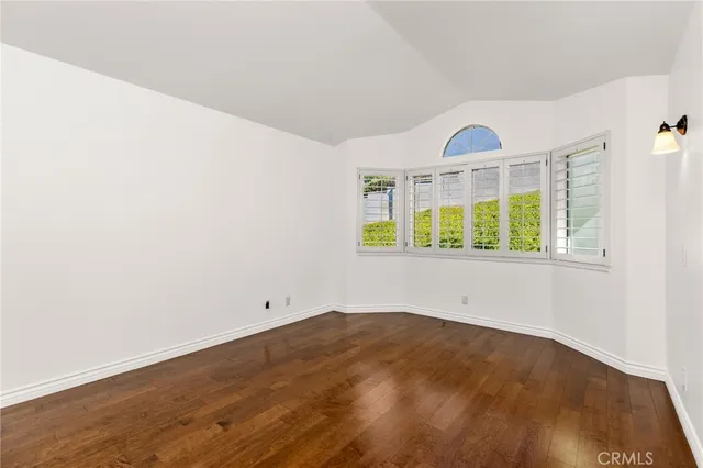 an empty room with window