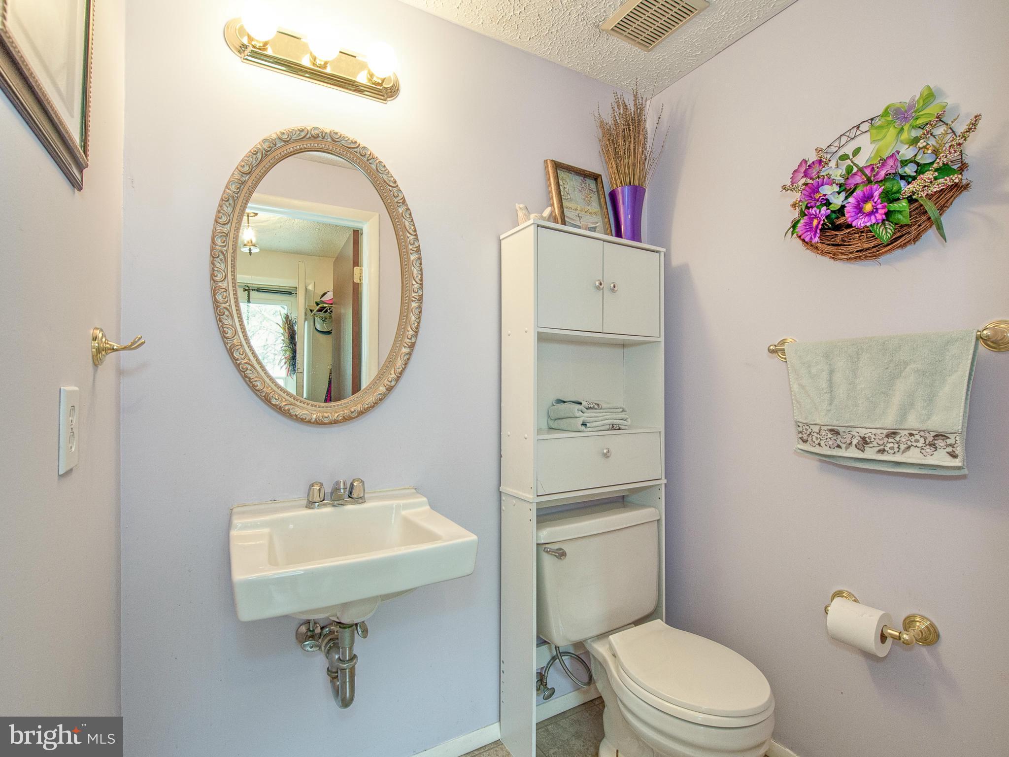 1750 Springfield Lane Frederick, MD 21702 - Photo 12 of 27 Main Level Half Bath