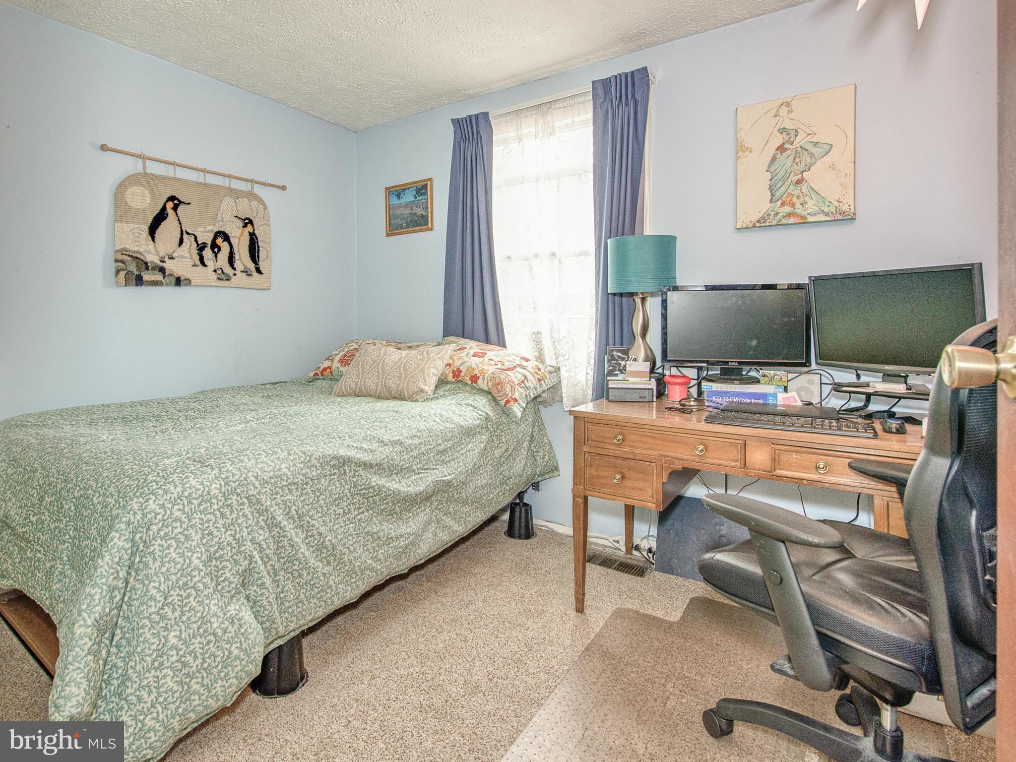 1750 Springfield Lane Frederick, MD 21702 - Photo 23 of 27 Bedroom