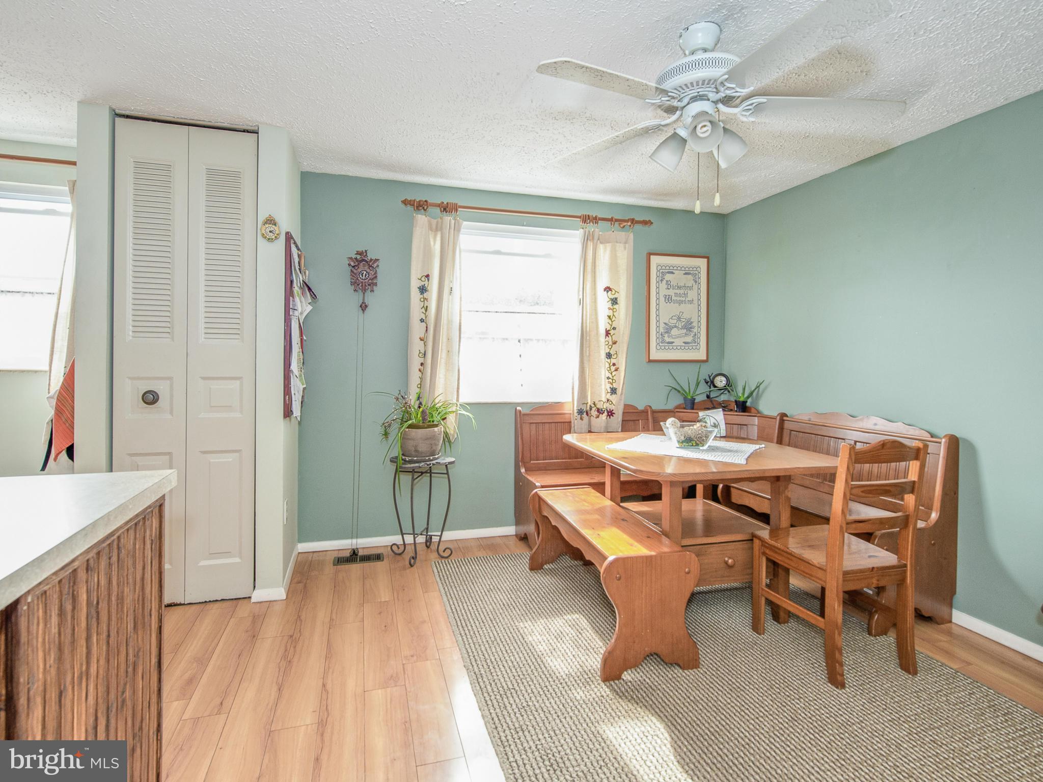 1750 Springfield Lane Frederick, MD 21702 - Photo 10 of 27 Eat-in kitchen