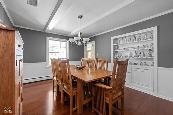 $899,000 | 5840 High Fall Road, Indianapolis, IN 46226