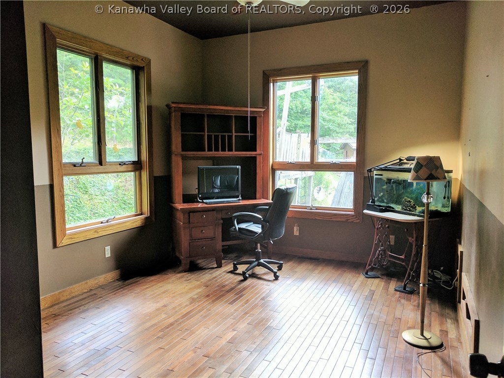 12193 Sandhill Road Point Pleasant, WV 25550 - Photo 22 of 29 Gallery Image 22